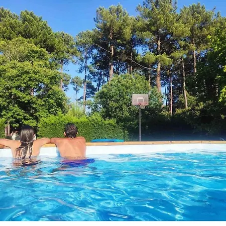 Grande Maison Familiale Entre Et Ocean Vakantiehuis *